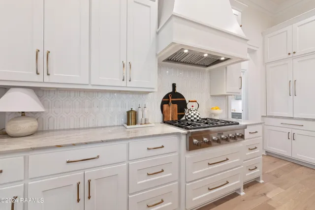 $1,199,000 | 202 Winding Wood Lane, Lafayette, LA 70508