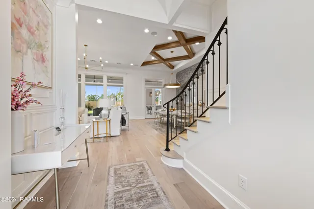 $1,199,000 | 202 Winding Wood Lane, Lafayette, LA 70508