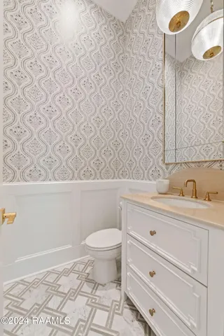 $1,199,000 | 202 Winding Wood Lane, Lafayette, LA 70508