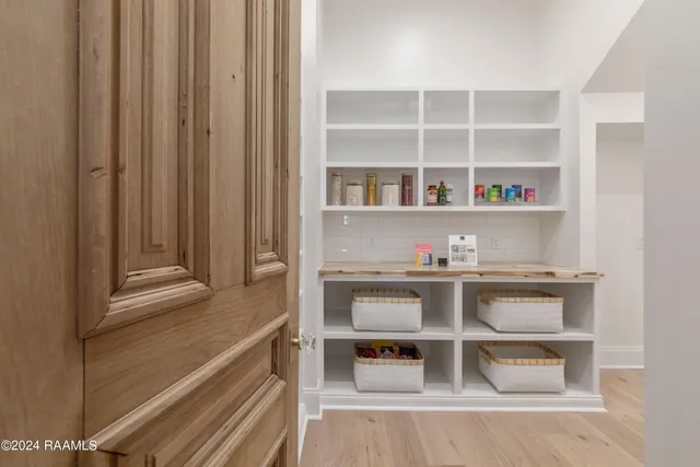 $1,199,000 | 202 Winding Wood Lane, Lafayette, LA 70508