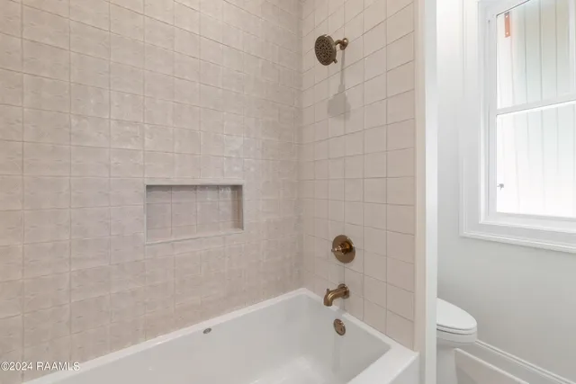 $1,199,000 | 202 Winding Wood Lane, Lafayette, LA 70508