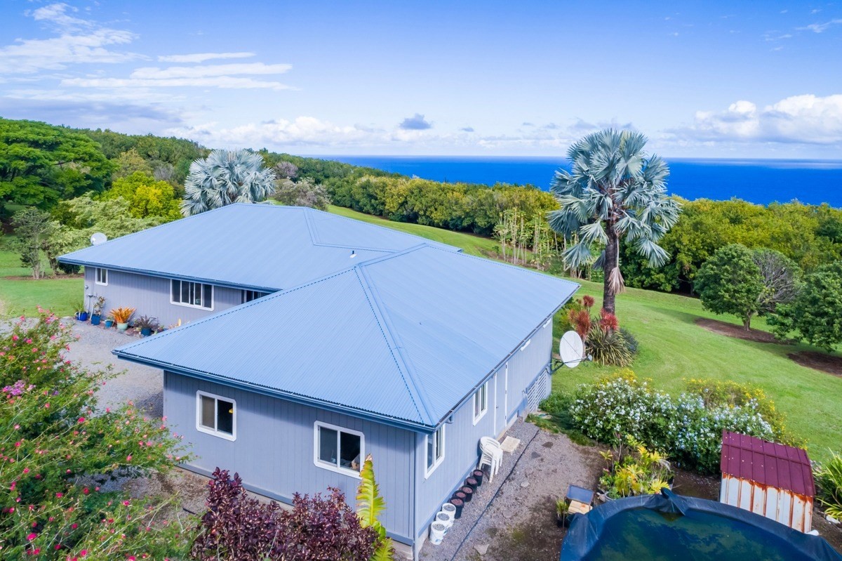 44-2262 Middle Road Honokaa, HI 96727 - Photo 5 of 30 Gallery Image 5