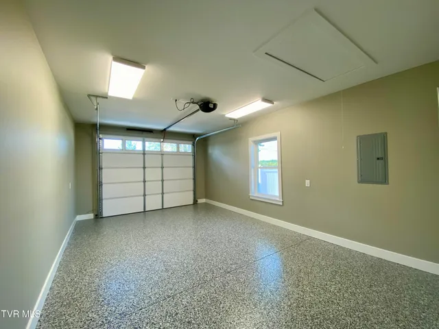 $329,900 | 100 Virginia Drive, Greeneville, TN 37745