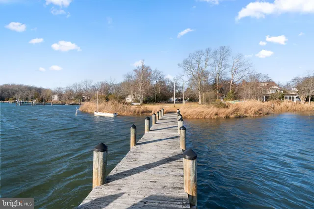 $575,000 | 791 Central Avenue East, Edgewater, MD 21037