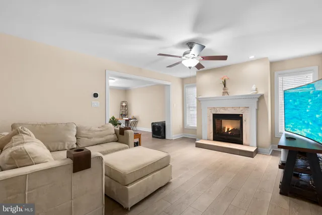 $575,000 | 791 Central Avenue East, Edgewater, MD 21037