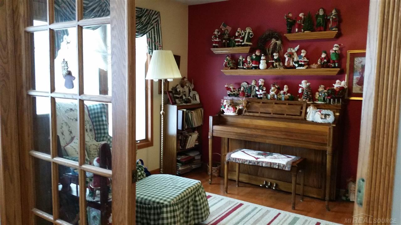 6587 Black River Road Croswell, MI 48422 - Photo 17 of 46 31277476-16.JPG