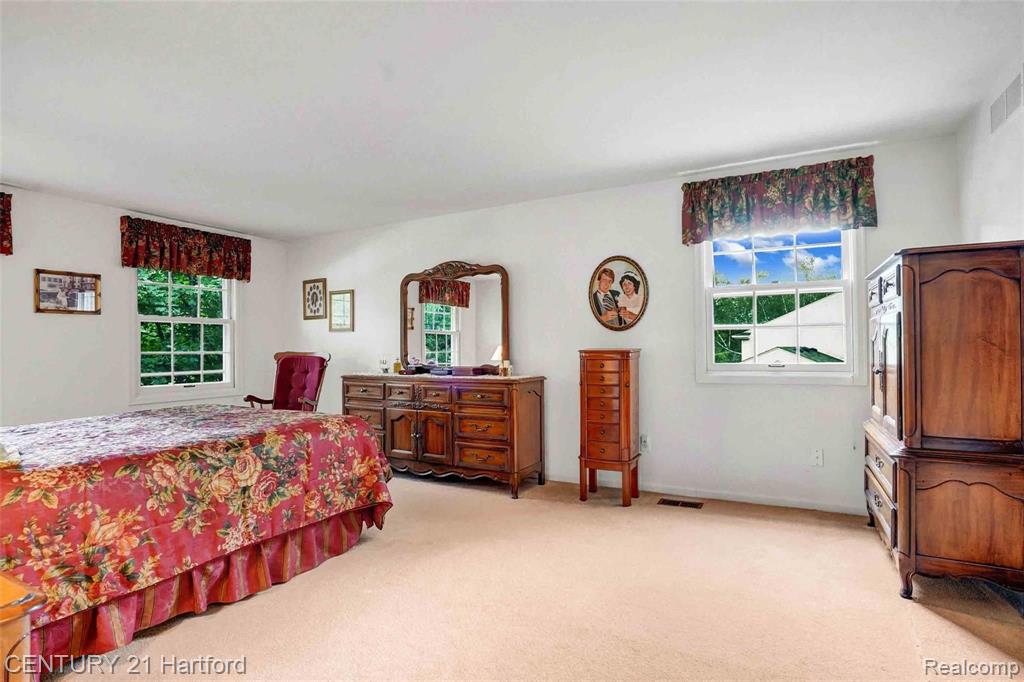 35767 Congress Road Farmington Hills, MI 48335 - Photo 31 of 42