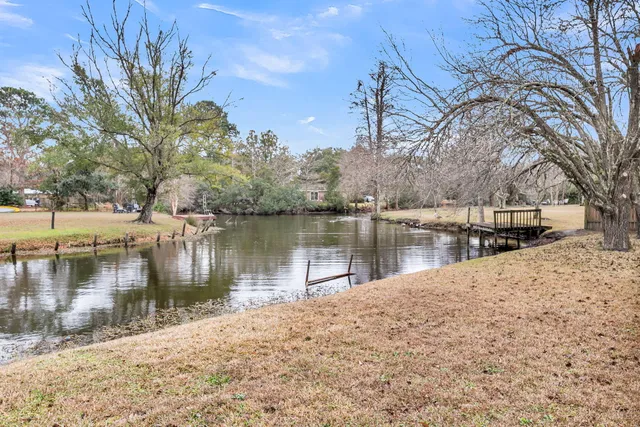 $674,900 | 1093 Harbor View Road, Charleston, SC 29412