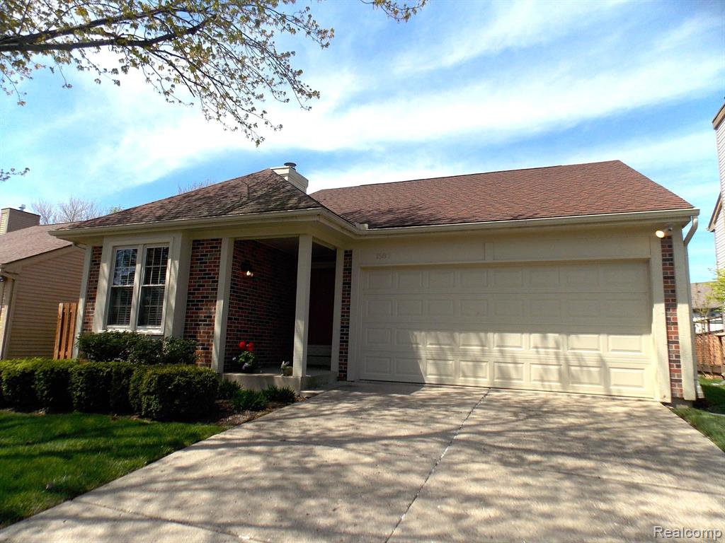 1580 Colony Drive Rochester Hills, MI 48307 - Photo 2 of 28