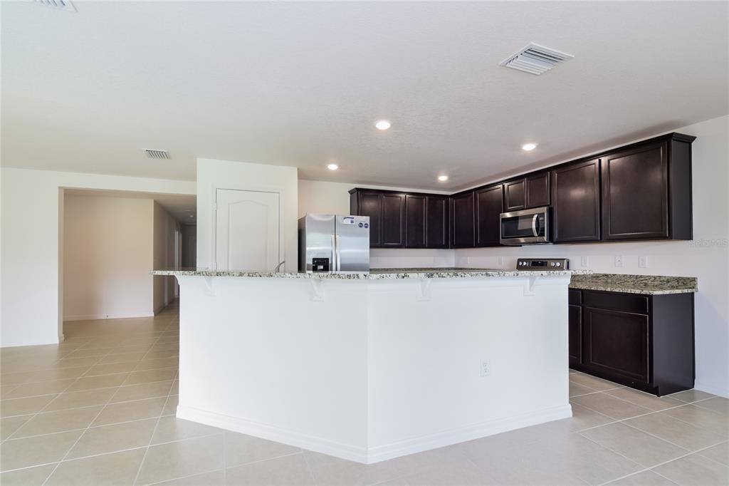 8512 Silverbell Loop Brooksville, FL 34613 - Photo 7 of 16