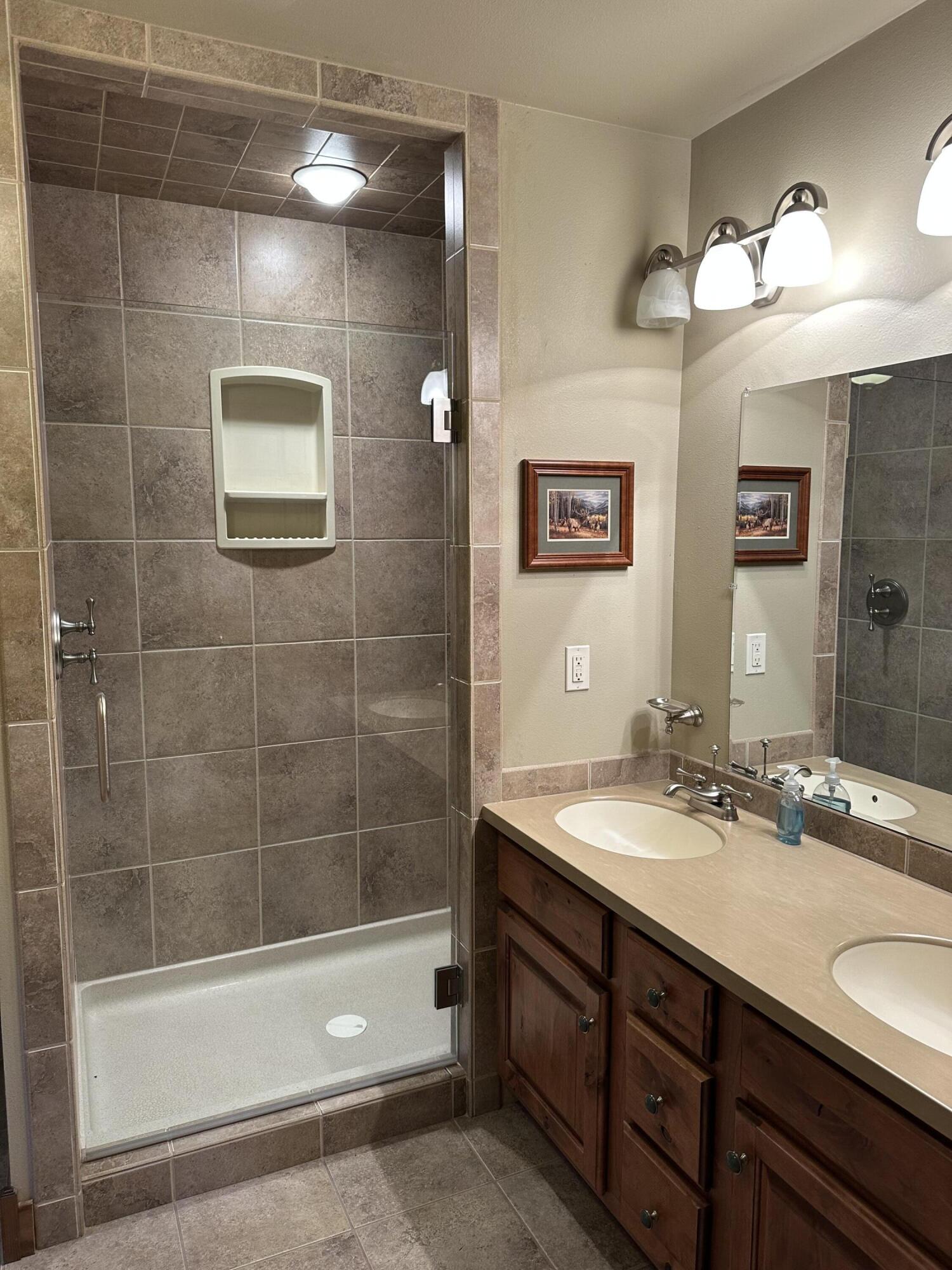 45 Blacktooth Road Sheridan, WY 82801 - Photo 27 of 47 Bathroom