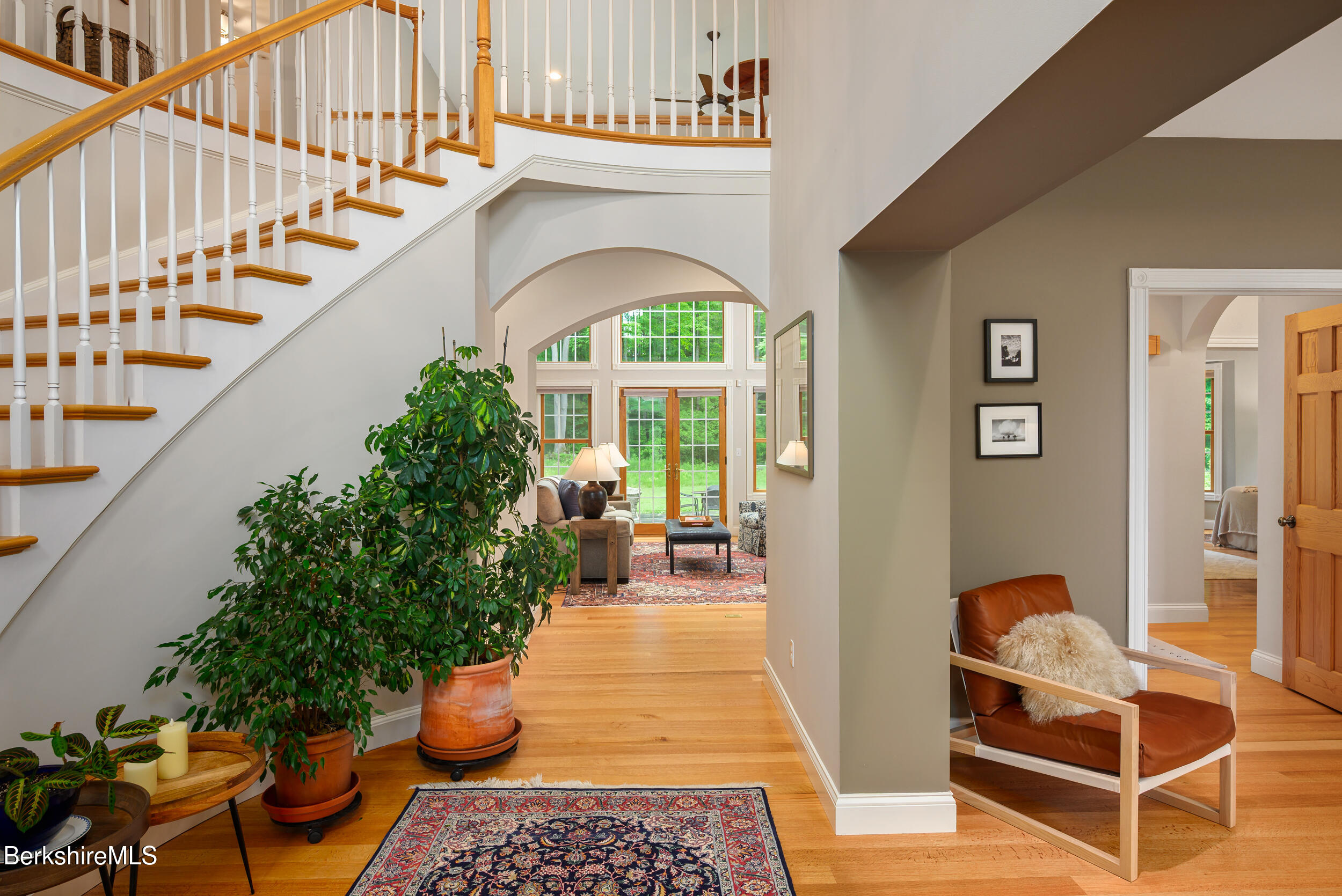 350 Sweet Farm Road Williamstown, MA 01267 - Photo 11 of 57 Foyer looking through the house