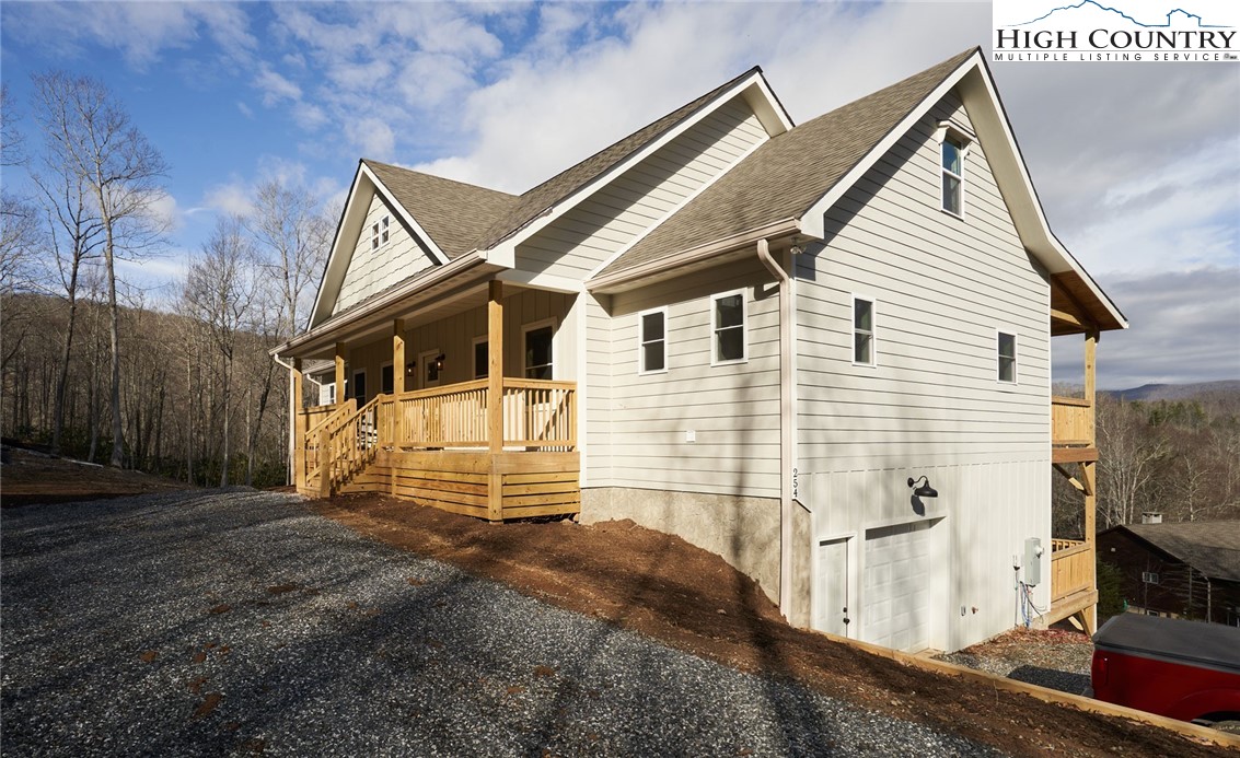 254 Smokey Mountain Road Boone, NC 28607 - Photo 3 of 46 Gallery Image 3