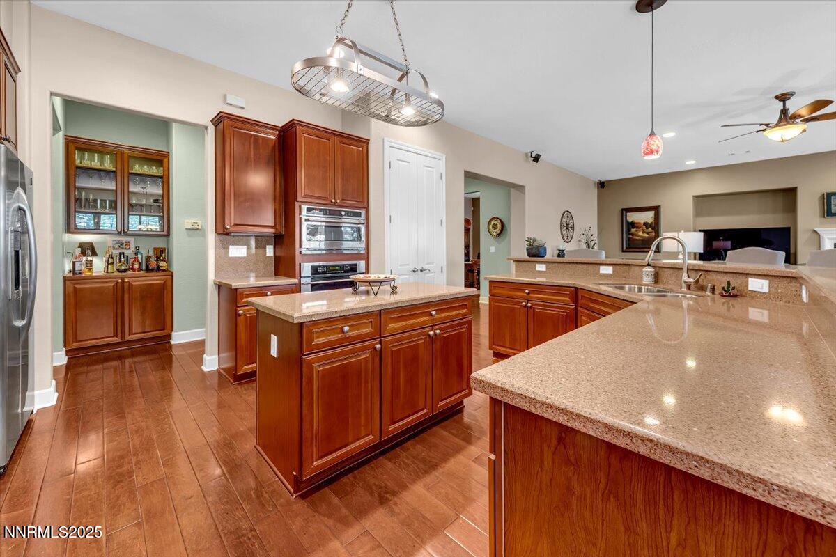 1845 Evergreen Ridge Way Reno, NV 89523 - Photo 10 of 66 Kitchen
