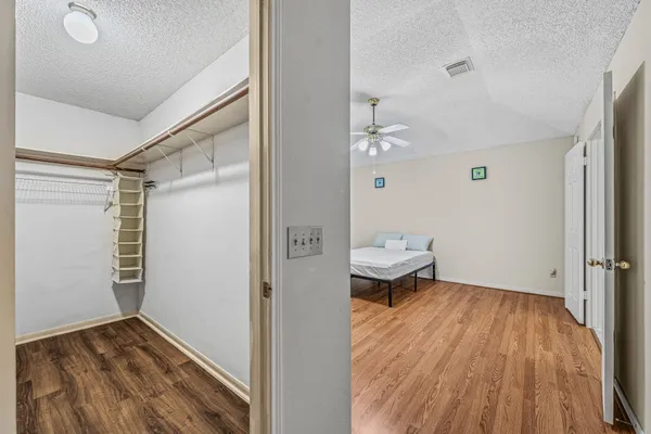 $2,200 | 9915 Villa Verde Drive, Houston, TX 77064