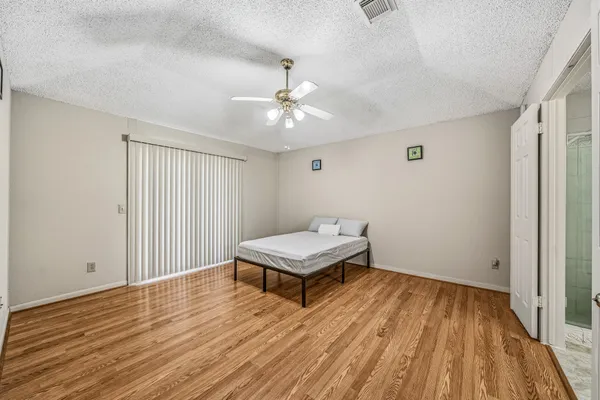 $2,200 | 9915 Villa Verde Drive, Houston, TX 77064