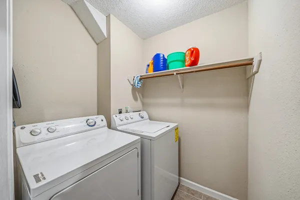 $2,200 | 9915 Villa Verde Drive, Houston, TX 77064