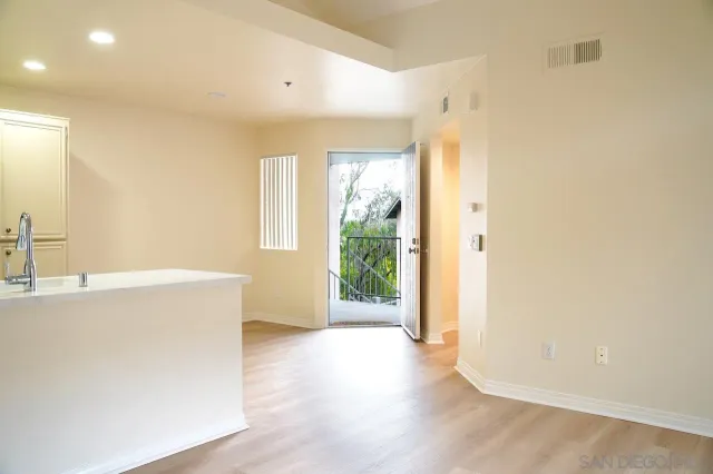 $3,370 | 17161 Alva Road, Unit 3125, San Diego, CA 92127