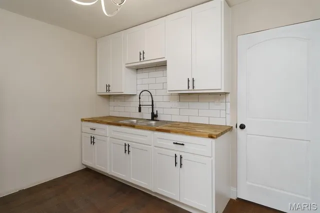 $129,900 | 2968 Oregon Avenue, Granite City, IL 62040