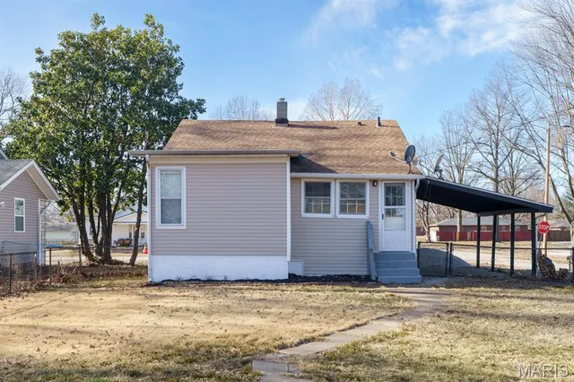 $129,900 | 2968 Oregon Avenue, Granite City, IL 62040