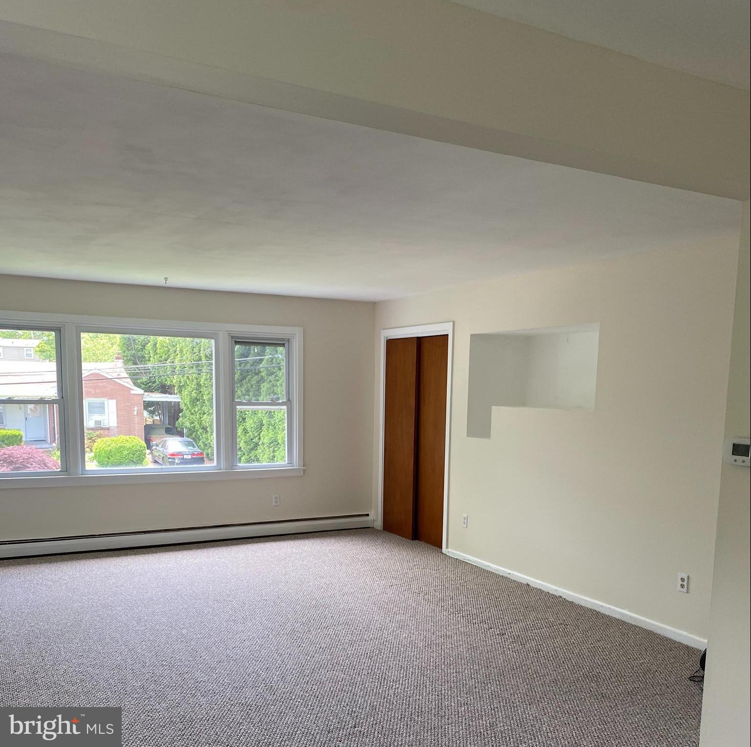 4 Madison Road Willow Grove, PA 19090 - Photo 2 of 14 Gallery Image 2