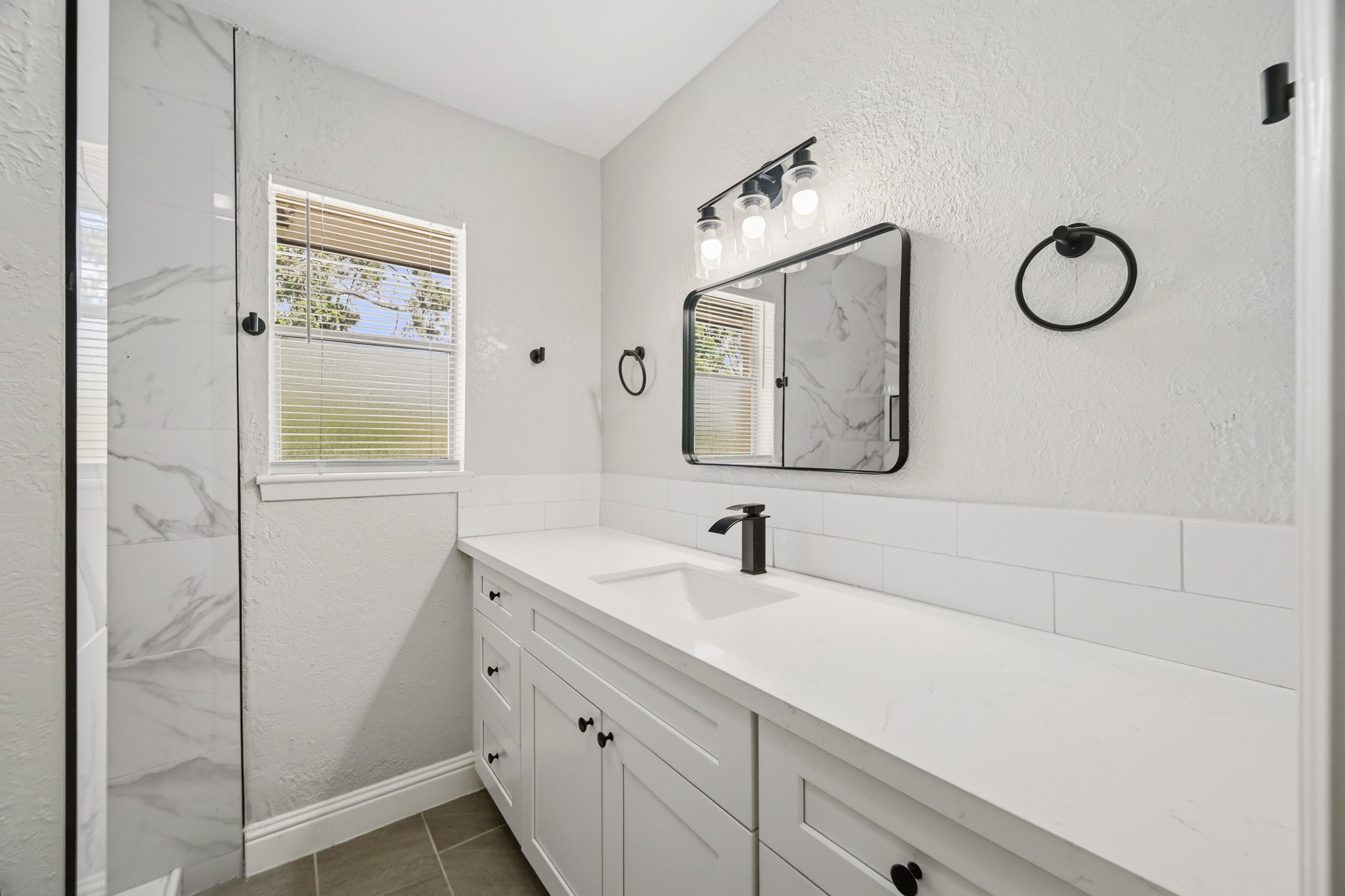 1310 Burning Tree Road Houston, TX 77339 - Photo 26 of 32