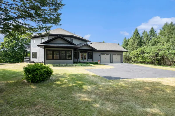 $859,000 | 6483 North 144th Avenue, Walkerville, MI 49459
