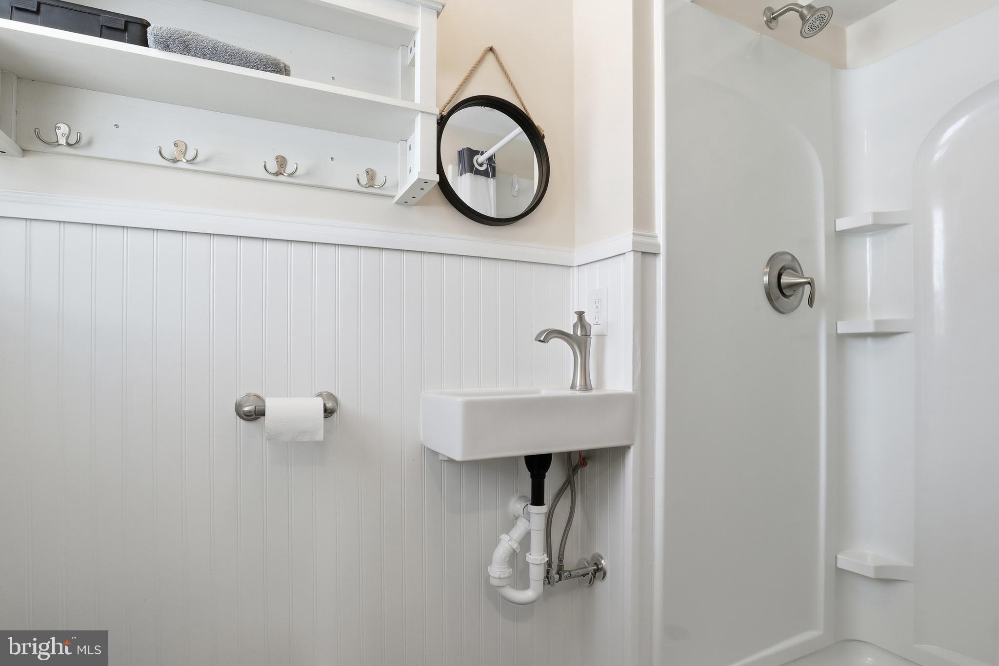 521 South Findlay Street York, PA 17402 - Photo 17 of 45 a bathroom with a toilet and a sink
