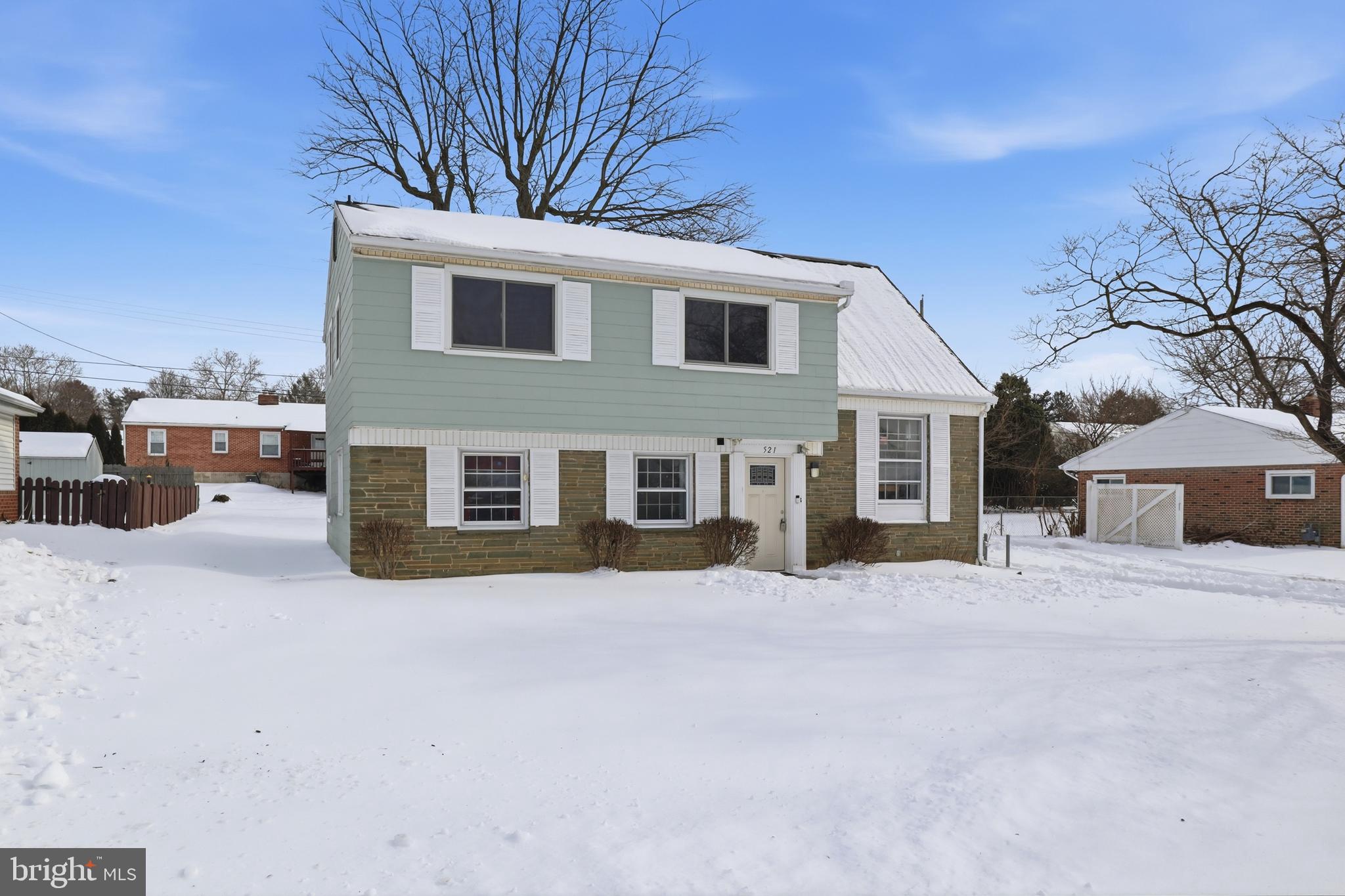 521 South Findlay Street York, PA 17402 - Photo 4 of 45 a view of a house with a snow in the yard