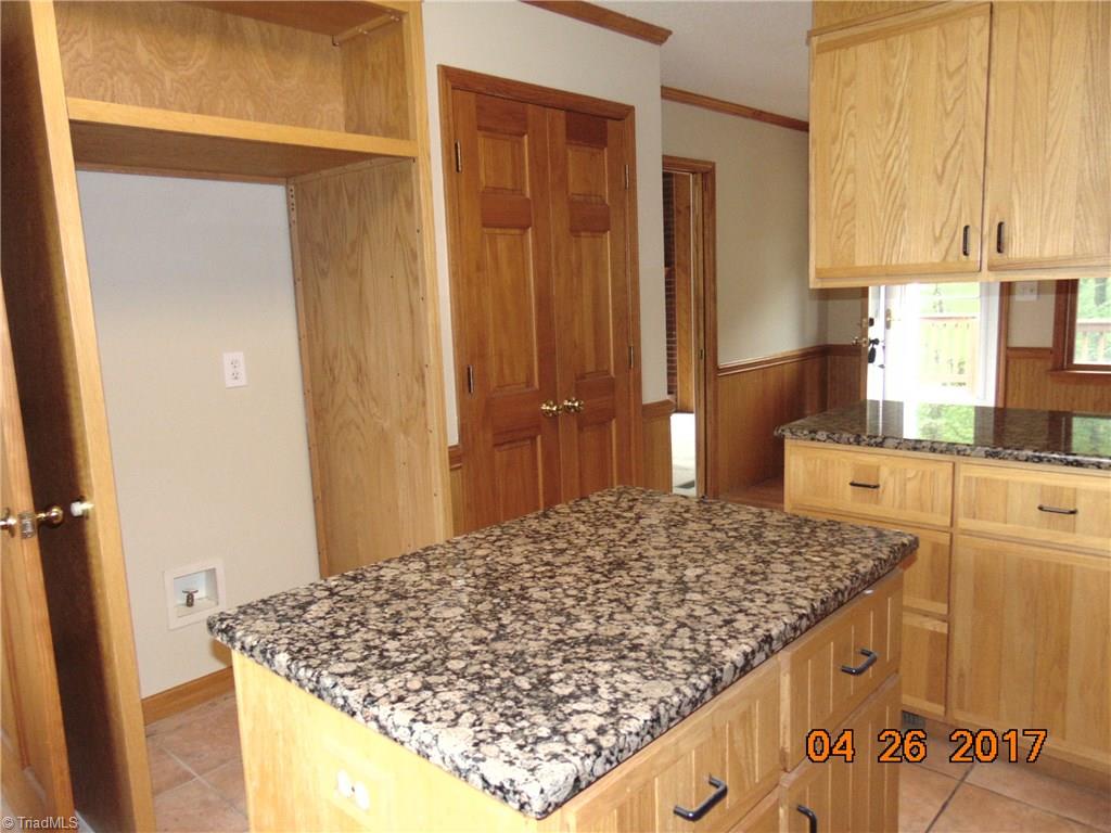 1772 North Clodfelter Road High Point, NC 27265 - Photo 12 of 25 Gallery Image 12