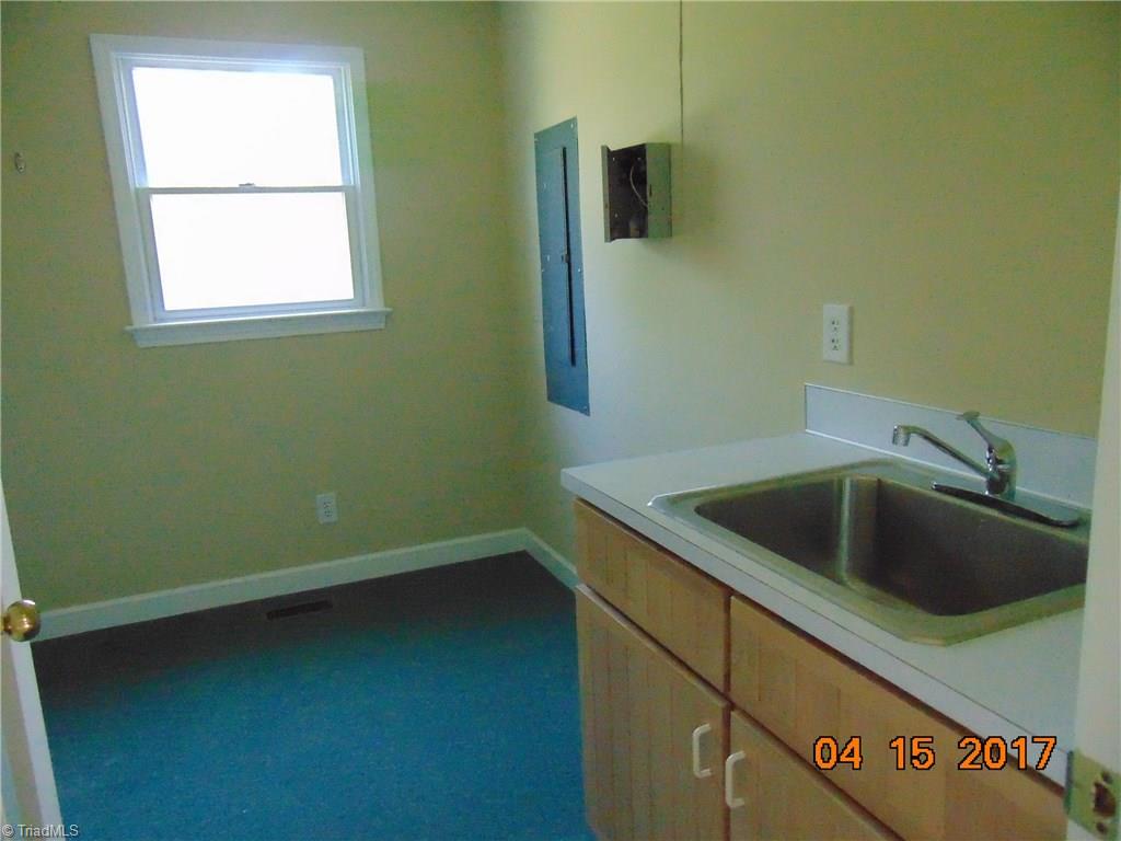 1772 North Clodfelter Road High Point, NC 27265 - Photo 17 of 25 Gallery Image 17
