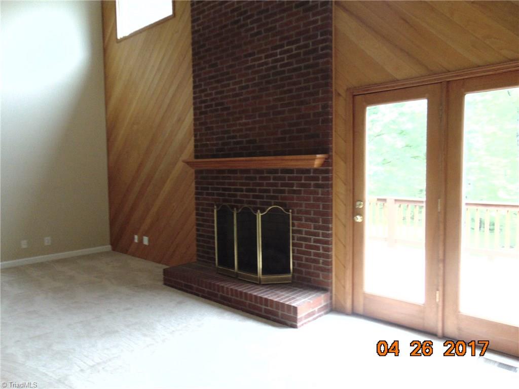 1772 North Clodfelter Road High Point, NC 27265 - Photo 4 of 25 Gallery Image 4