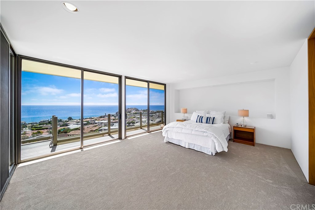 1016 Emerald Bay Laguna Beach, CA 92651 - Photo 24 of 37