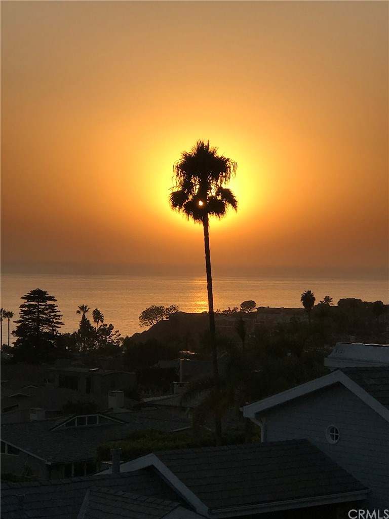 1016 Emerald Bay Laguna Beach, CA 92651 - Photo 30 of 37