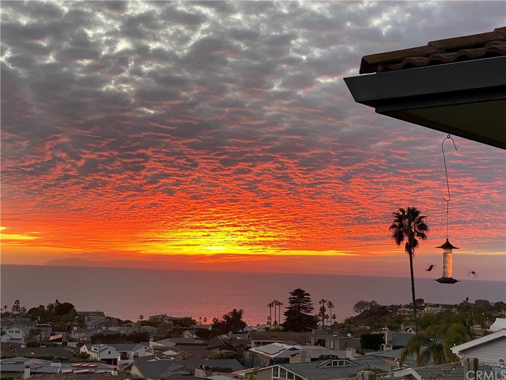 1016 Emerald Bay Laguna Beach, CA 92651 - Photo 31 of 37