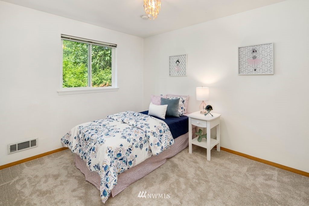 3323 234th Street Southeast Bothell, WA 98021 - Photo 17 of 25
