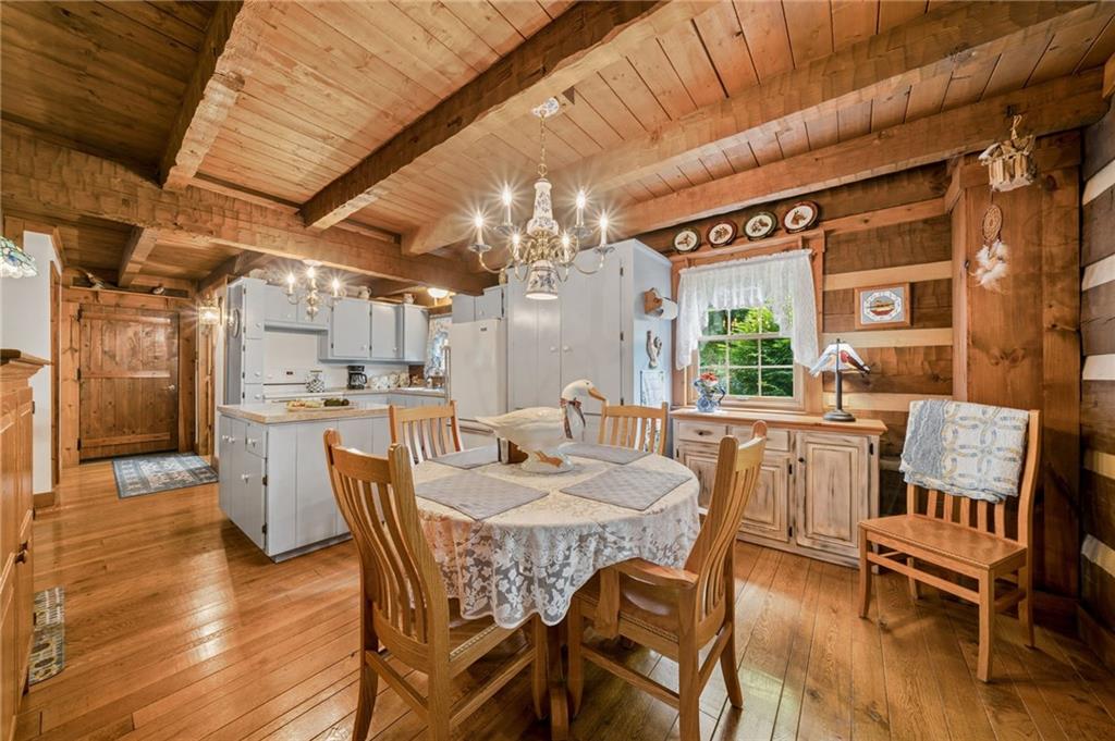 24 McCullough Hill Road Amity, PA 15311 - Photo 4 of 39