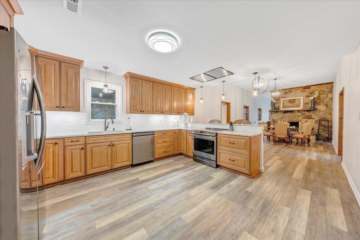 7415 Clear Fork Creek Road Bastian, VA 24314 - Photo 32 of 117 015-MIB07418