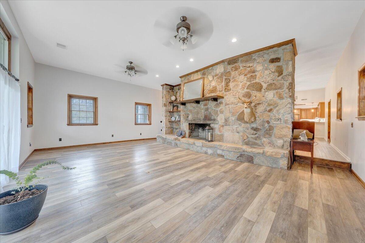 7415 Clear Fork Creek Road Bastian, VA 24314 - Photo 41 of 117 007-MIB07394