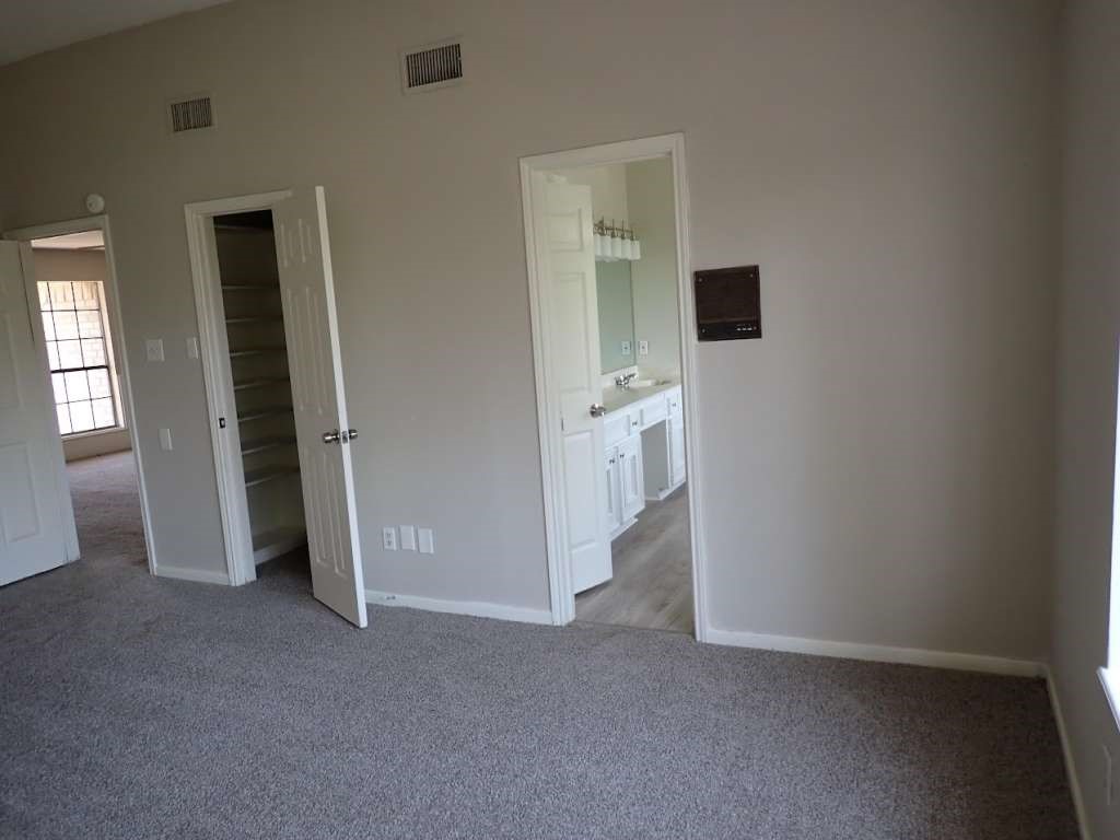 5407 Victoria Drive Rosharon, TX 77583 - Photo 9 of 16