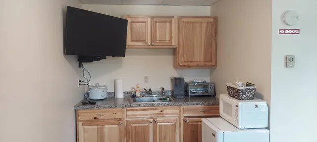 $425,000 | Undisclosed Address, Dover Foxcroft, ME 04426