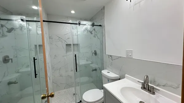 $2,200 | 5128 North Long Avenue, Unit 1, Chicago, IL 60630