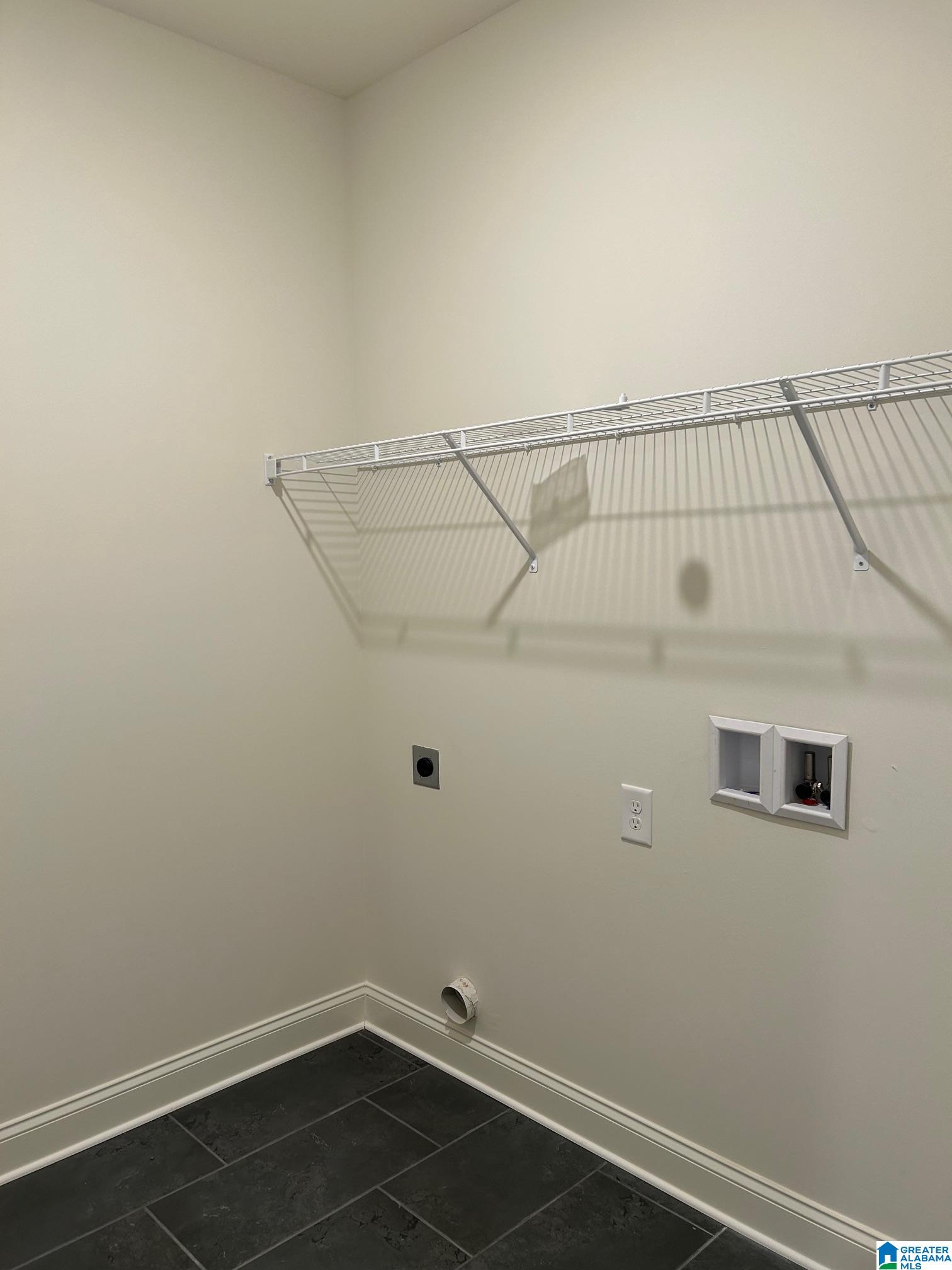 305 Cornwall Drive Alabaster, AL 35114 - Photo 17 of 32