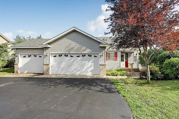 $339,900 | 1292 Fieldstone Drive, Sauk Rapids, MN 56379