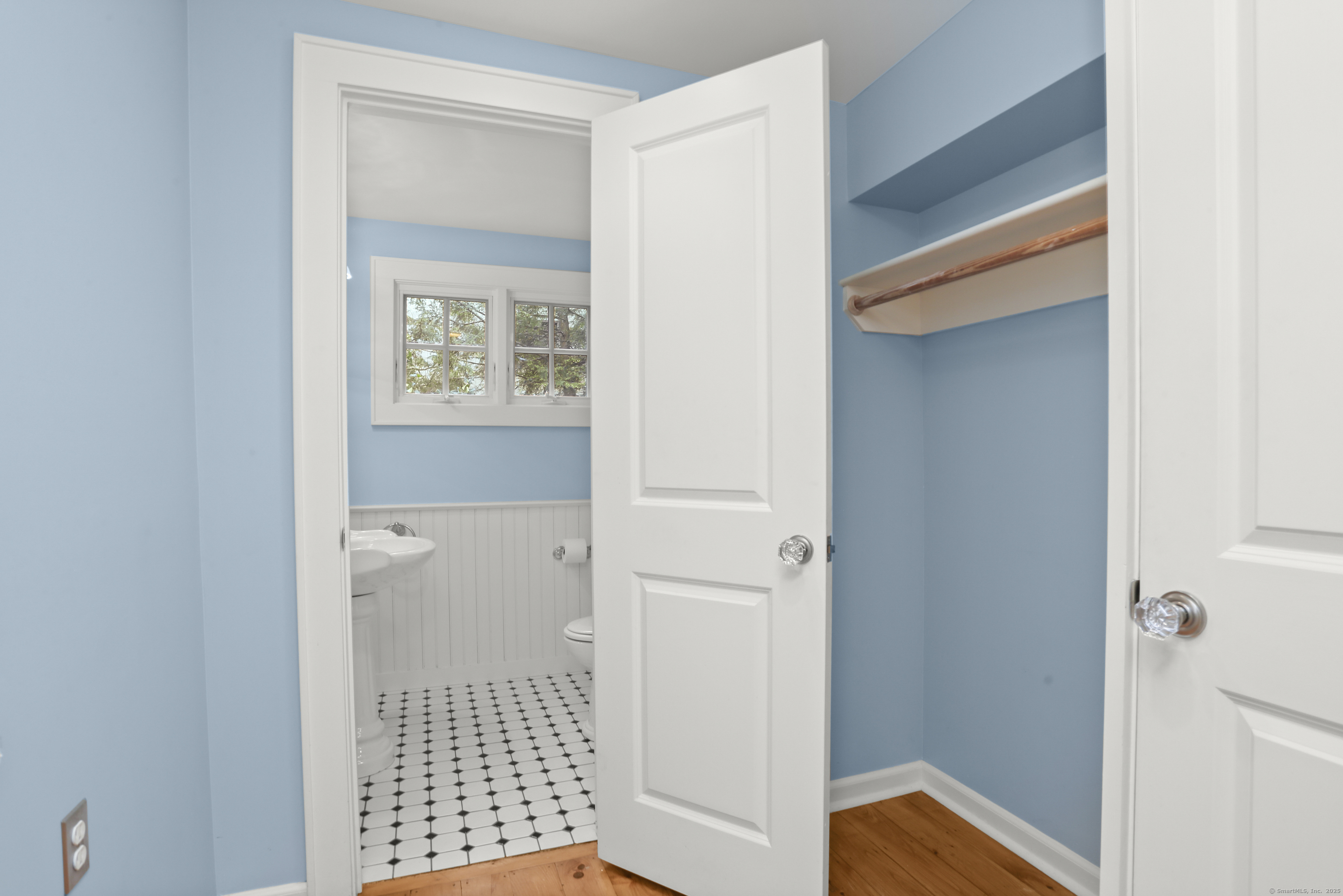112 Hillspoint Road Westport, CT 06880 - Photo 18 of 36 First floor - Powder Room and Closet
