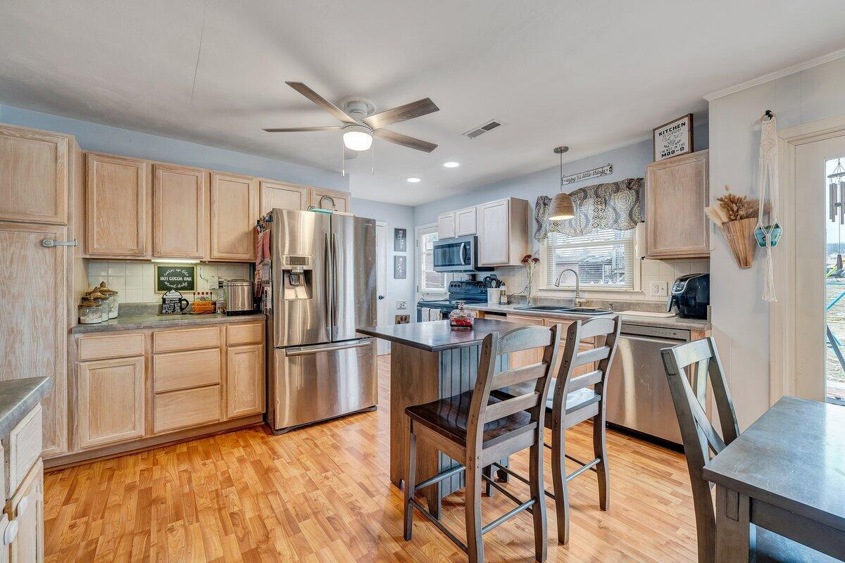 162 Ridgewood Drive Troutville, VA 24175 - Photo 17 of 64 19