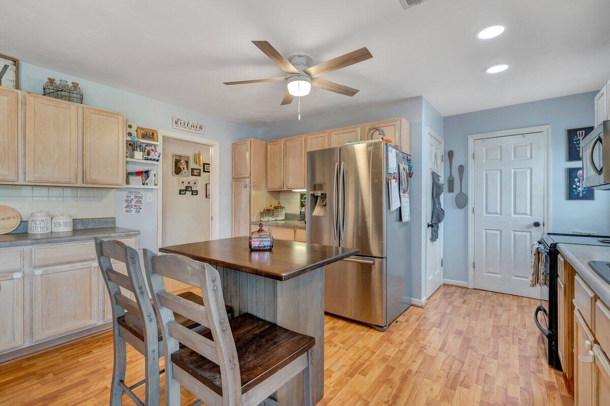 162 Ridgewood Drive Troutville, VA 24175 - Photo 18 of 64 20