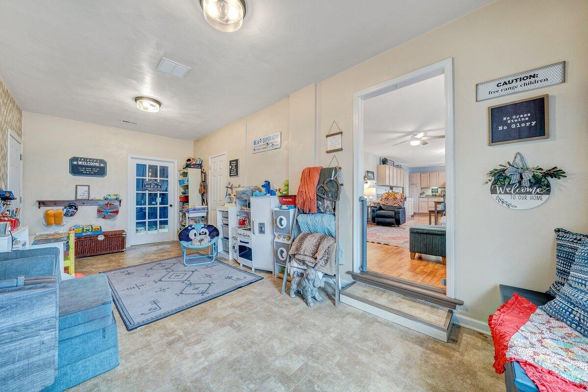 162 Ridgewood Drive Troutville, VA 24175 - Photo 25 of 64 29