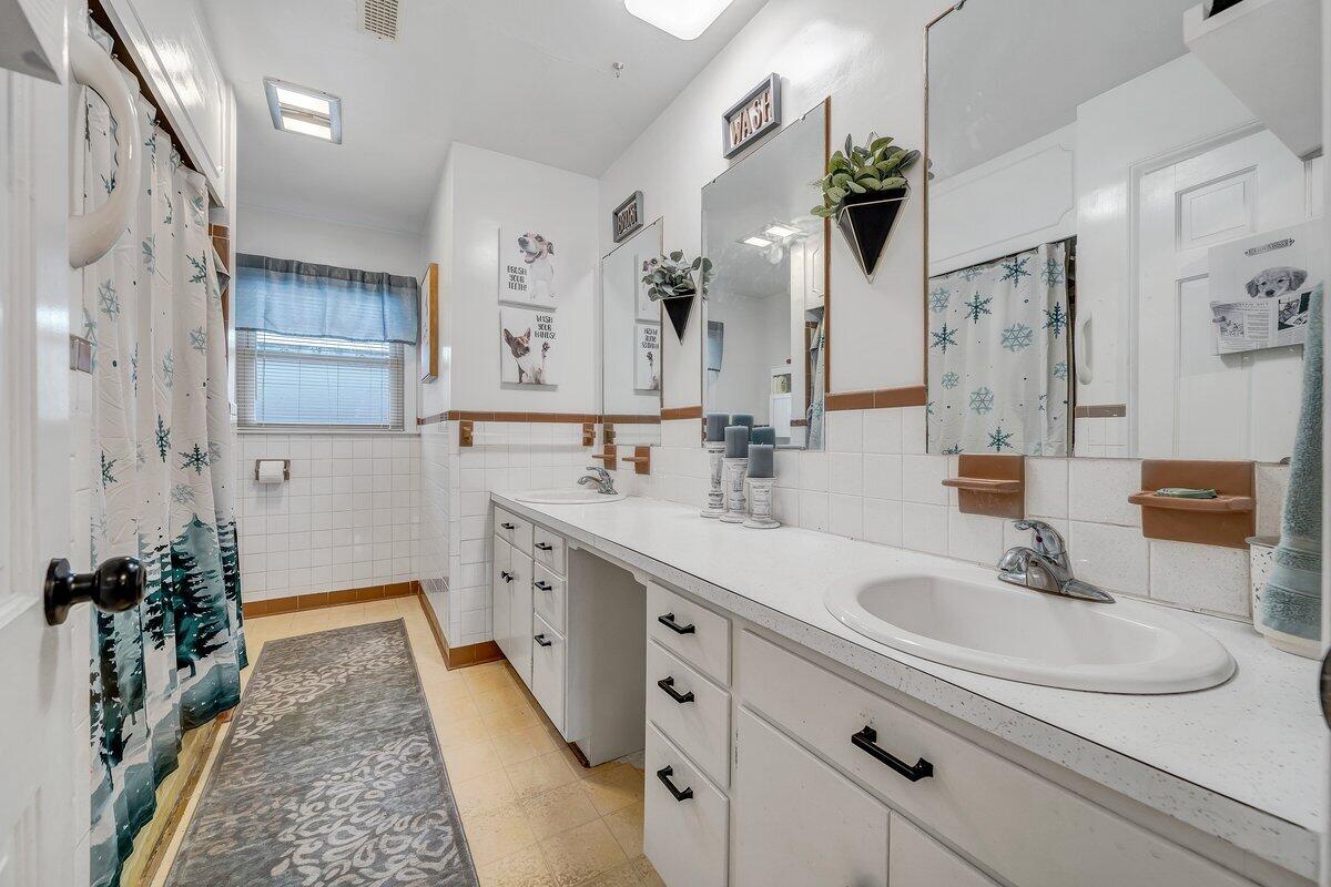 162 Ridgewood Drive Troutville, VA 24175 - Photo 37 of 64 41