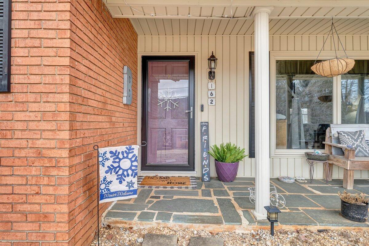 162 Ridgewood Drive Troutville, VA 24175 - Photo 4 of 64 5